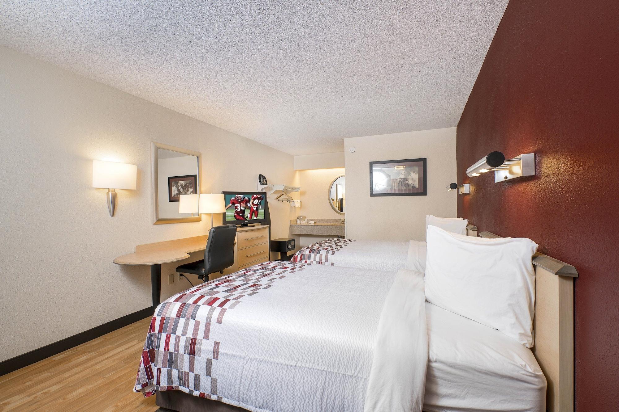 Red Roof Inn Detroit - Dearborn-Greenfield Village Экстерьер фото