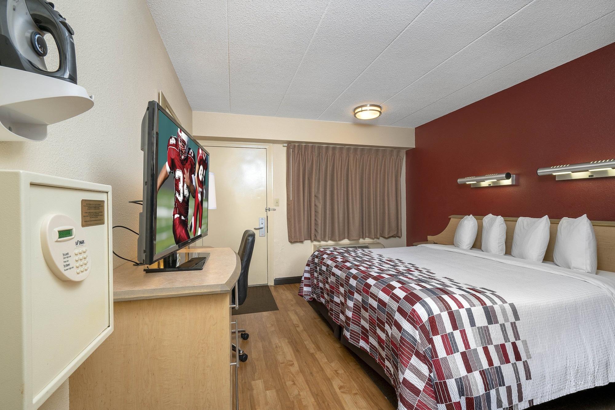 Red Roof Inn Detroit - Dearborn-Greenfield Village Экстерьер фото