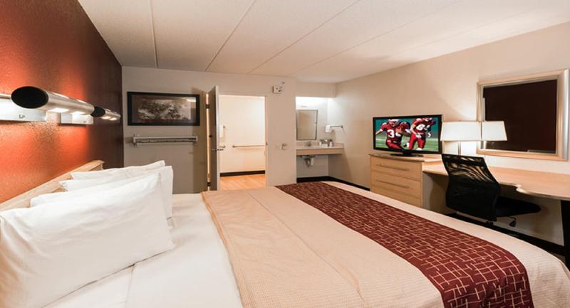 Red Roof Inn Detroit - Dearborn-Greenfield Village Экстерьер фото
